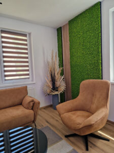 Szolnoki iroda zöldfal