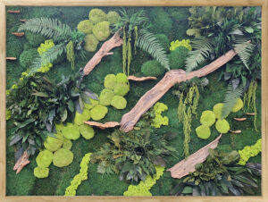 Dzsungel hatású lakás - tartósított zöldfal