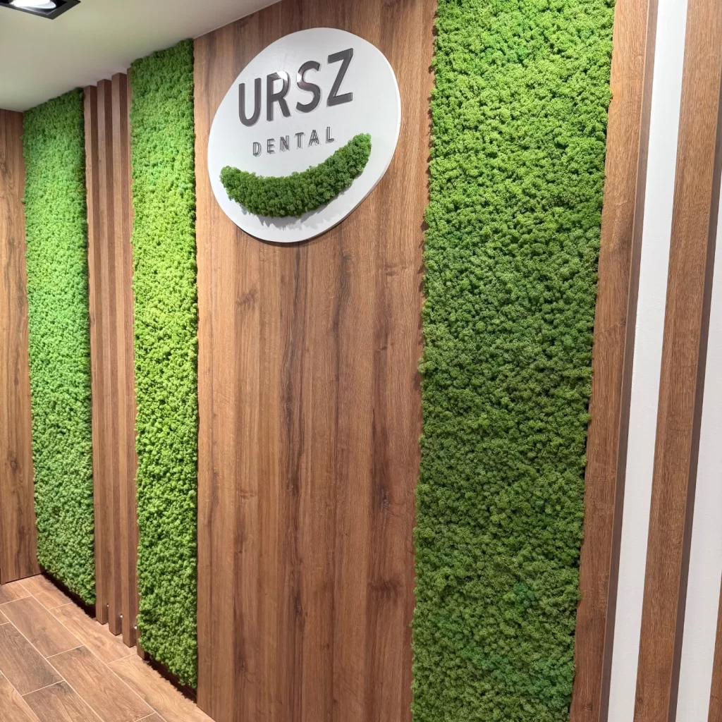 Ursz dentall zöldfal