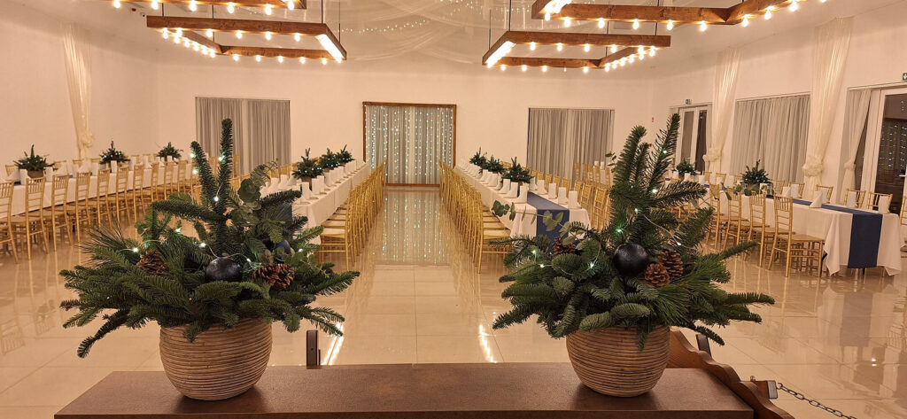 Karácsonyi céges dekor - Kiss Katalin alwaysgreen.hu